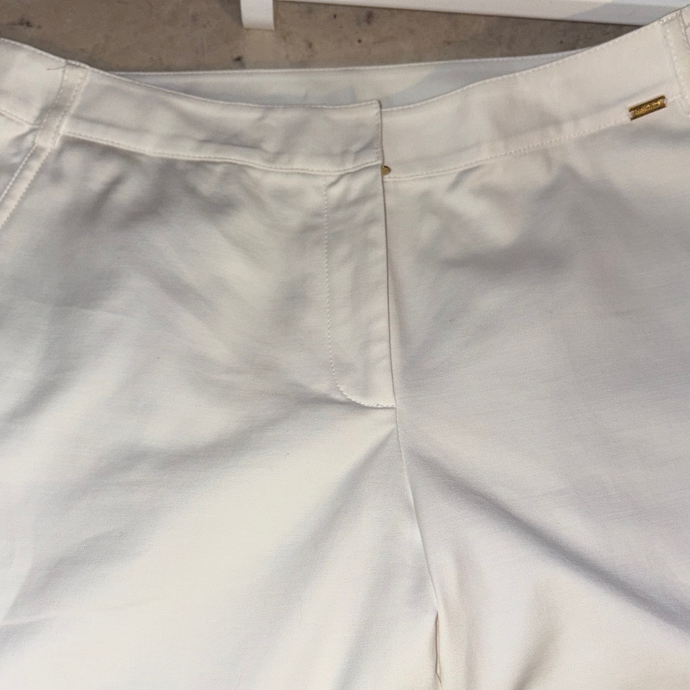 St. John off white shorts